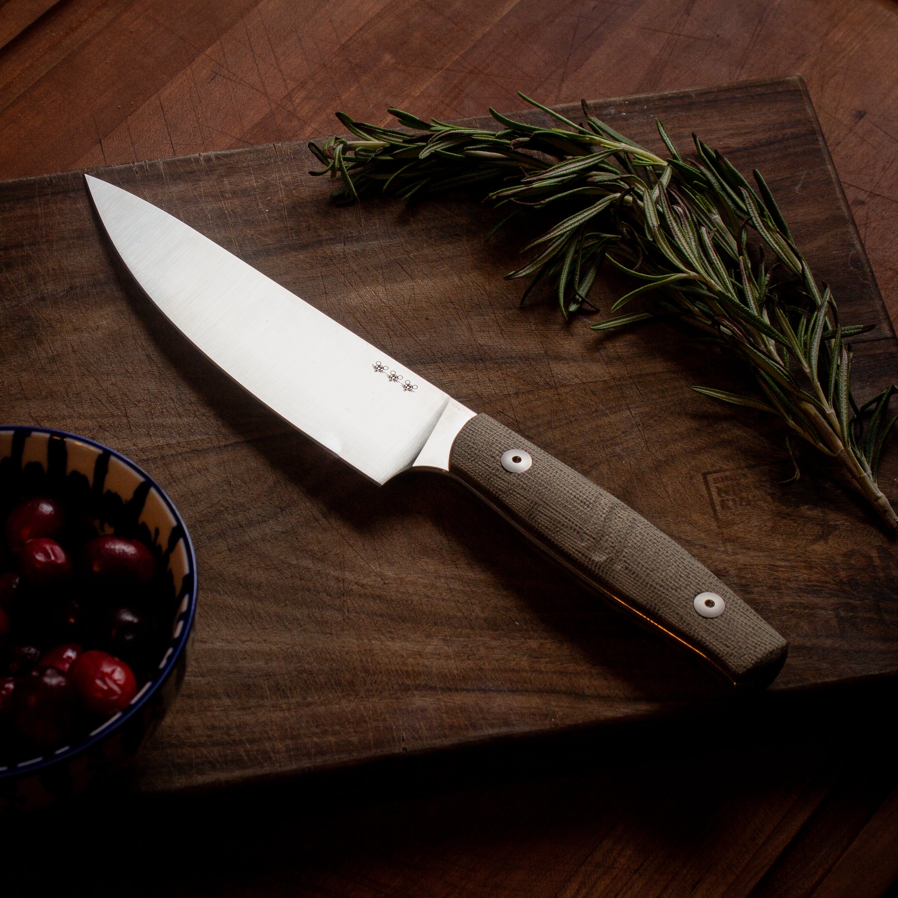 giantmouse-carving-k-chenmesser-green-canvas-micarta image 3