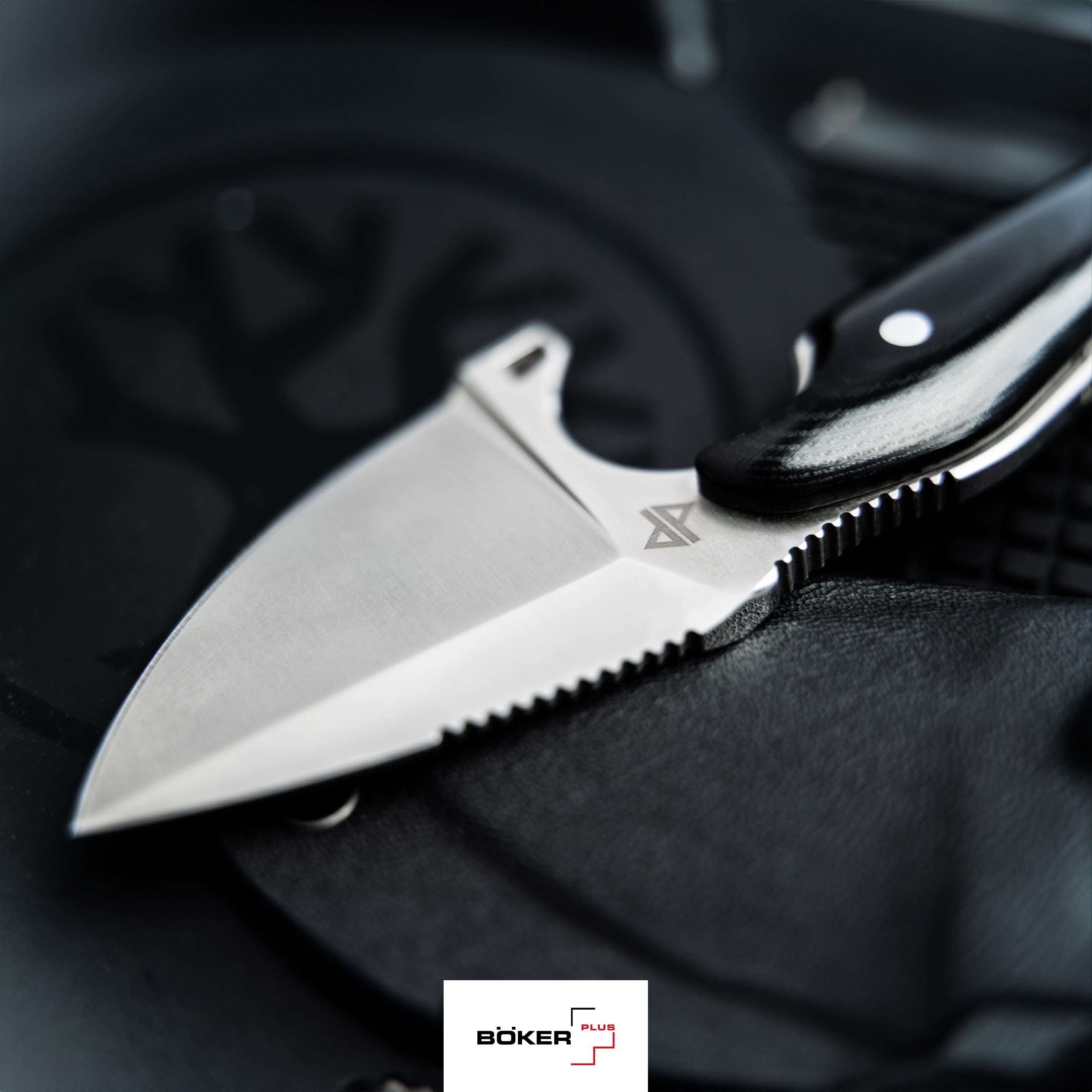 b-ker-plus-enki-neck-knife-d2-micarta-schwarz-kydexscheide image 5