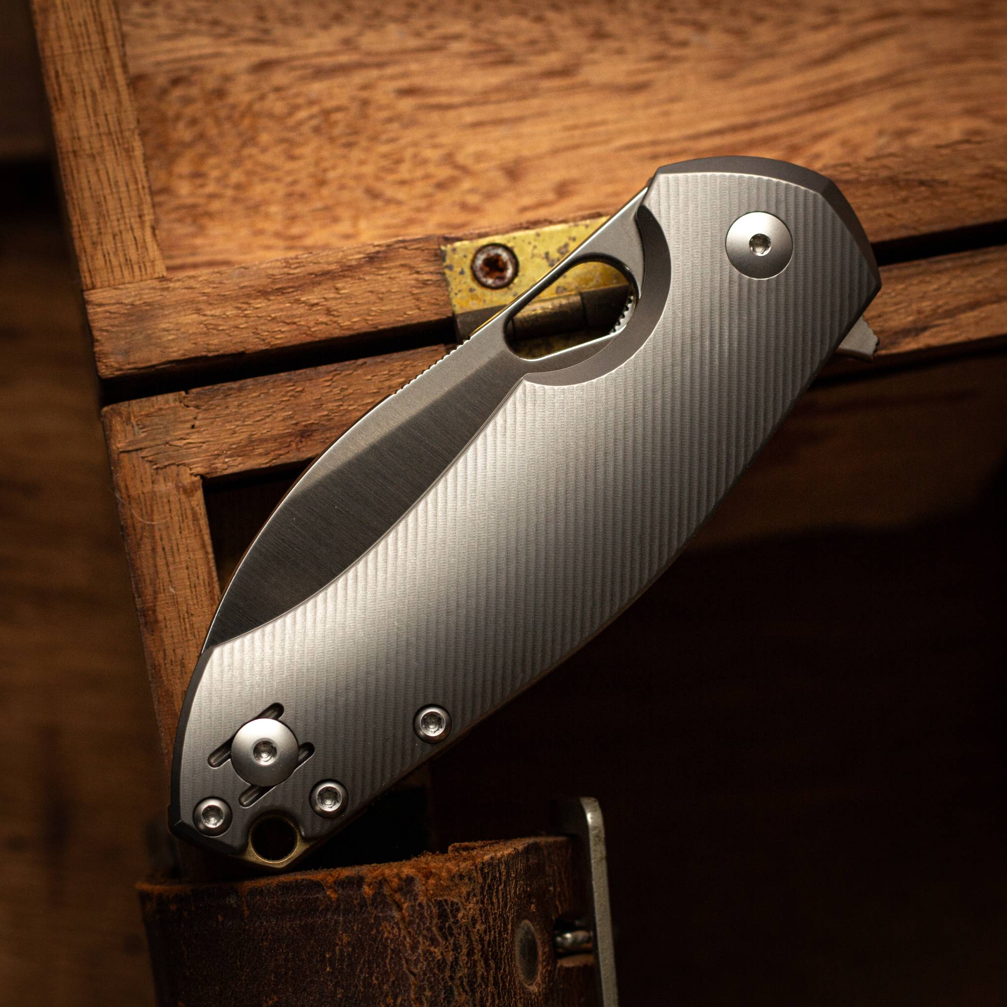 giantmouse-ace-biblio-xl-klappmesser-titan-magnacut image 2