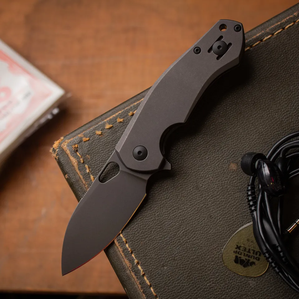 giantmouse-ace-biblio-fl-klappmesser-blackout-m390-titan image 1
