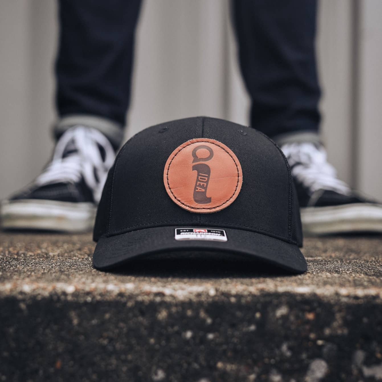 bigidesign-leather-patch-trucker-hat-cap-high-crown image 2