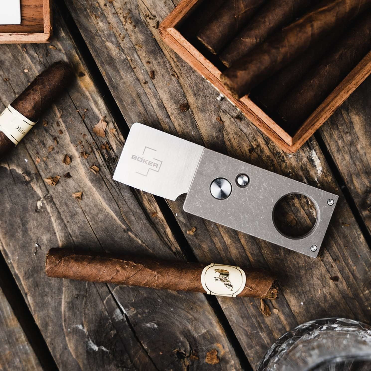 b-ker-plus-cigar-cutter-zigarrenmesser-titan-440c image 6