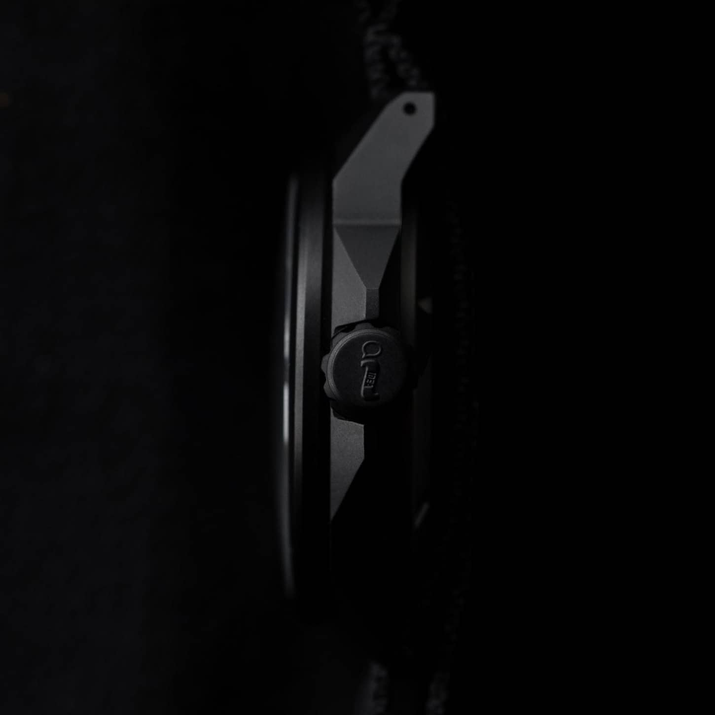 bigidesign-ti-field-watch-automatikuhr-schwarz-titan image 6