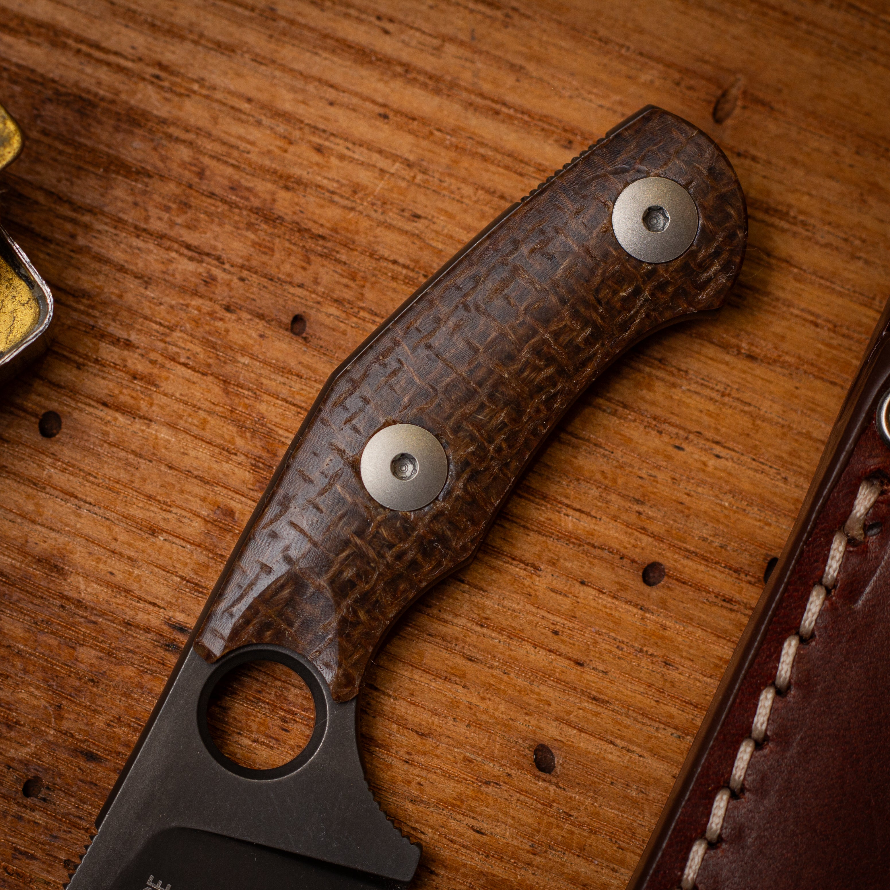 giantmouse-gmf1-griffschalen-burlap-micarta image 8