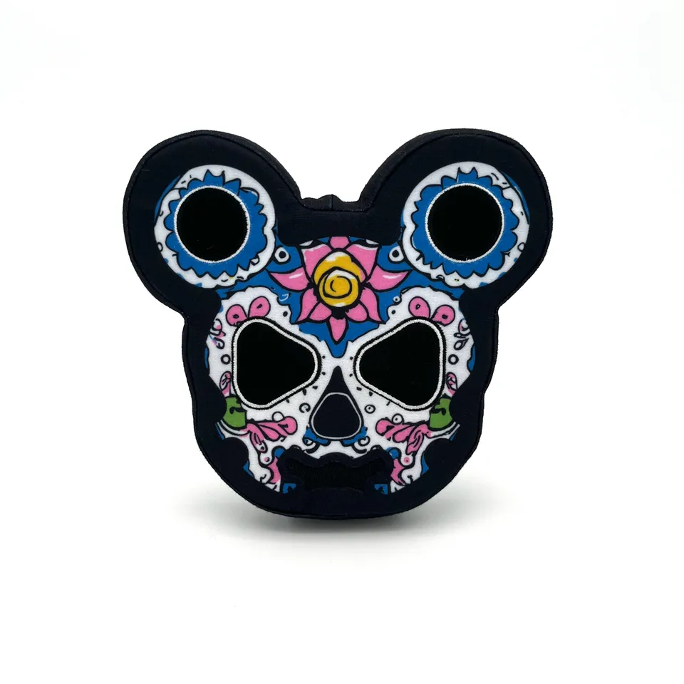 giantmouse-hundespielzeug-day-of-the-dead-waschbar image 1