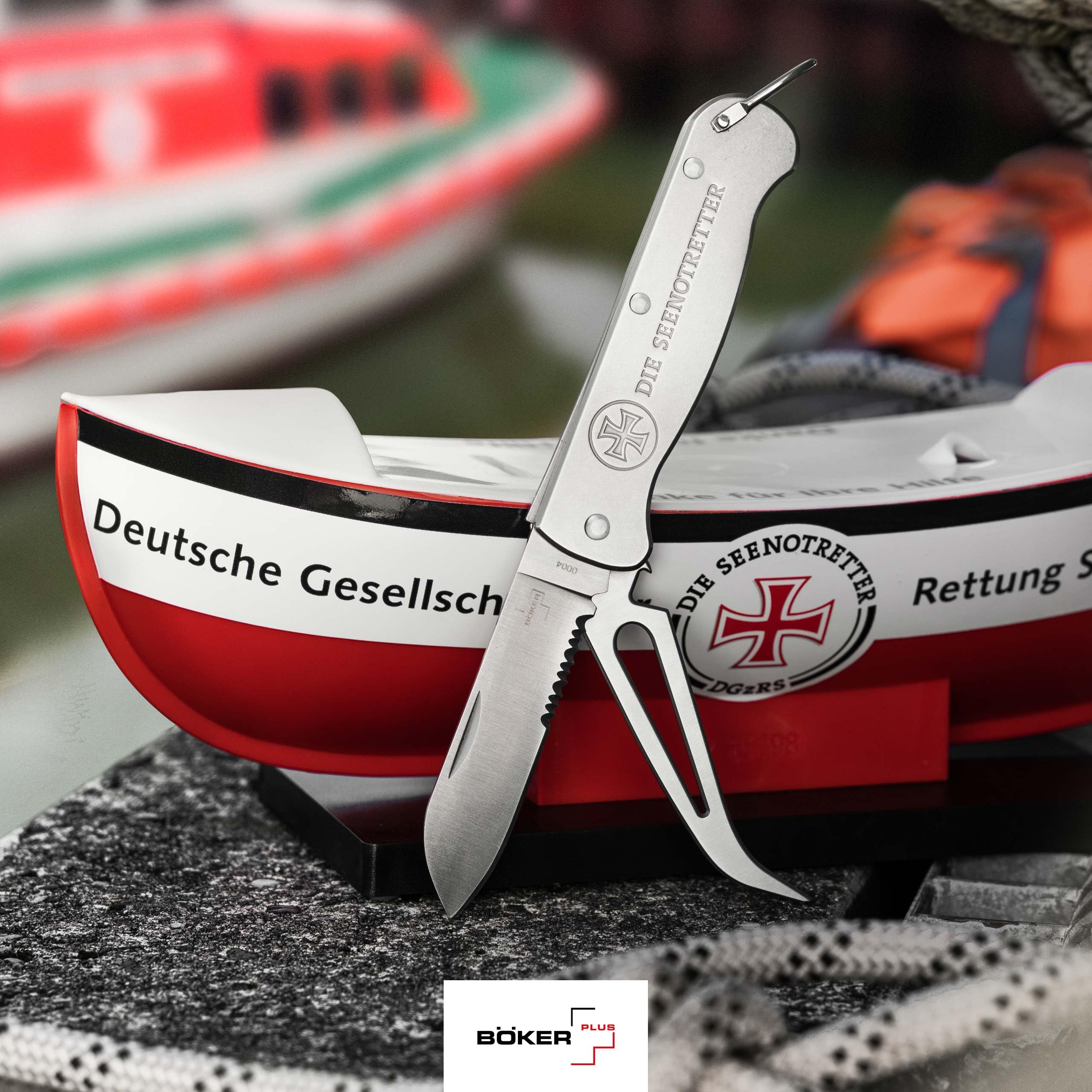 b-ker-plus-seenotretter-01-segelmesser-takelmesser-wellenschliff image 7
