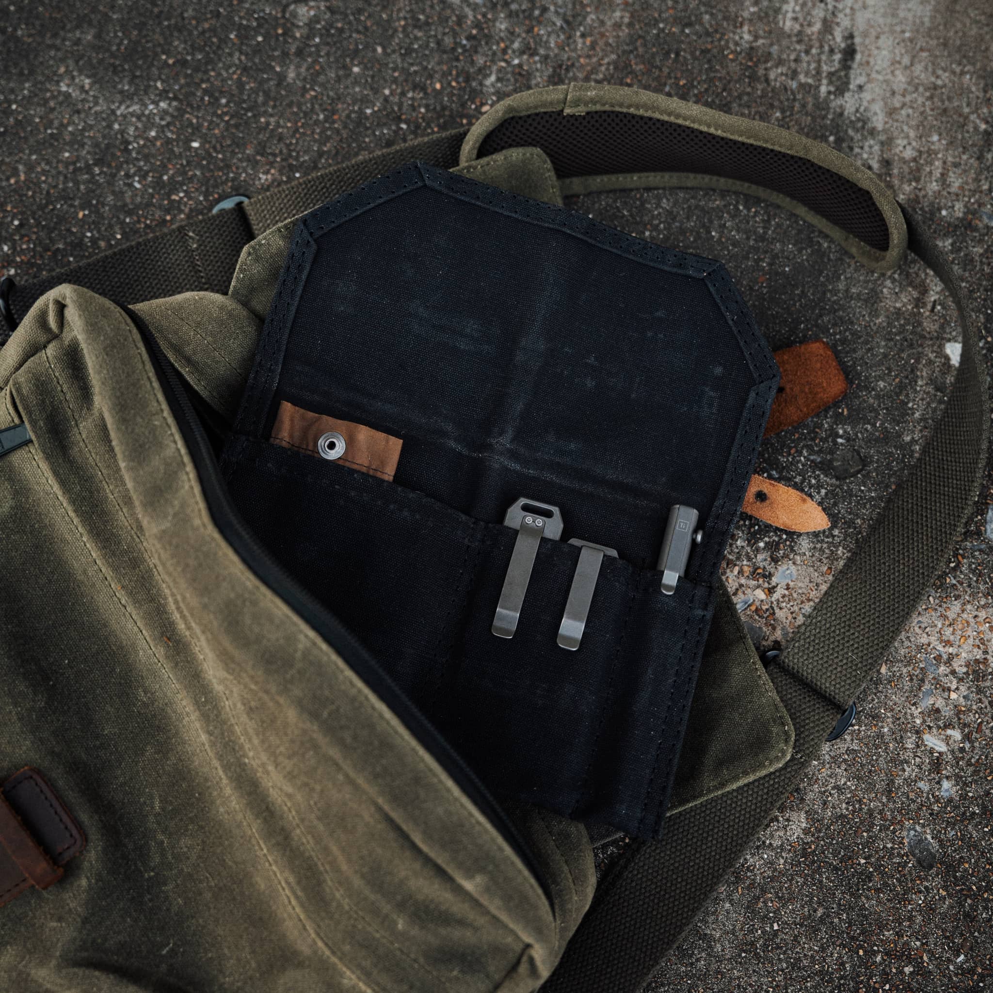 bigidesign-edc-fold-organizer-canvas-schwarz image 3