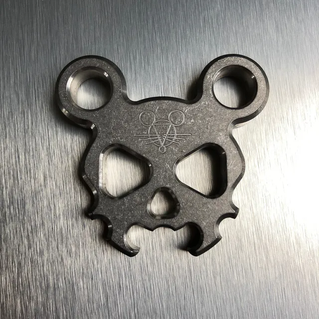 giantmouse-morbid-mouse-mini-flaschen-ffner-titan image 1