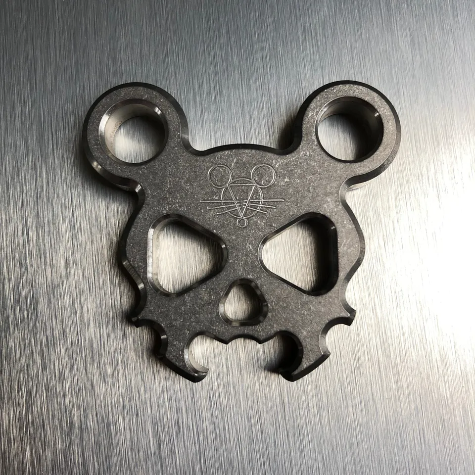 giantmouse-morbid-mouse-mini-flaschen-ffner-titan image 1