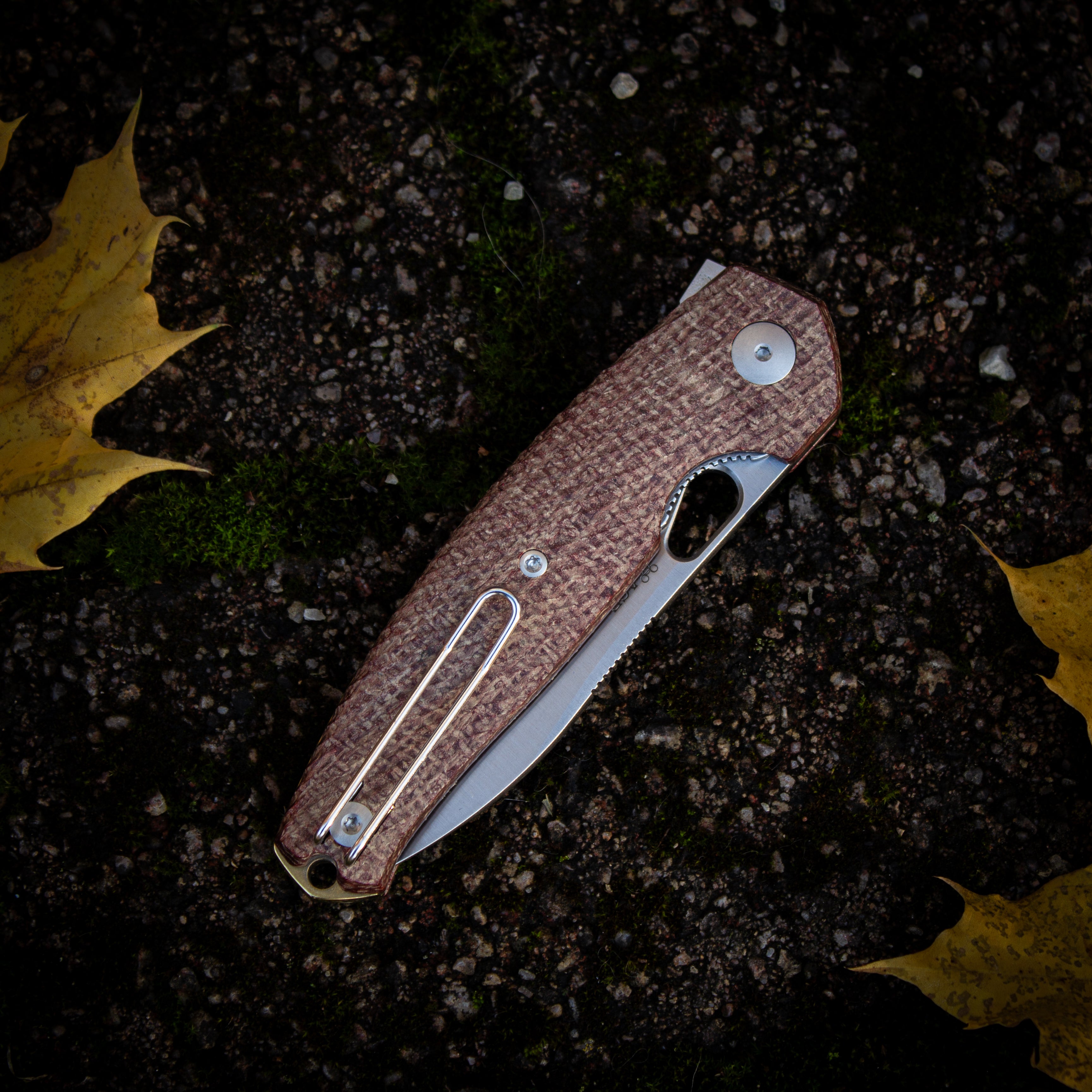 giantmouse-ace-jagt-klappmesser-burlap-satin-messing image 5