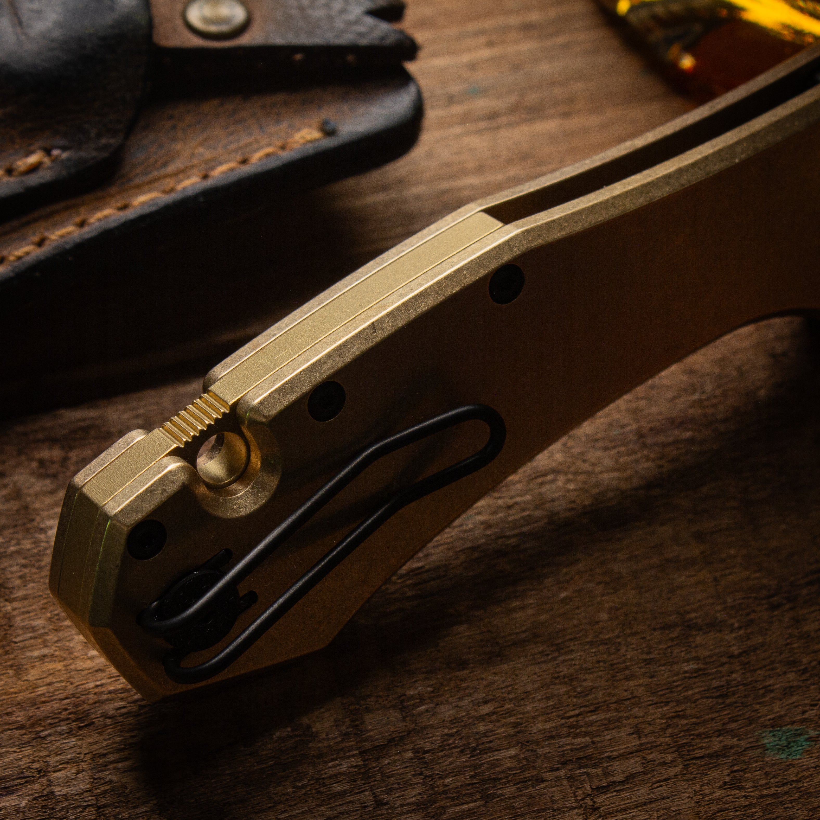 giantmouse-ace-atelier-klappmesser-flat-brass-elmax image 6
