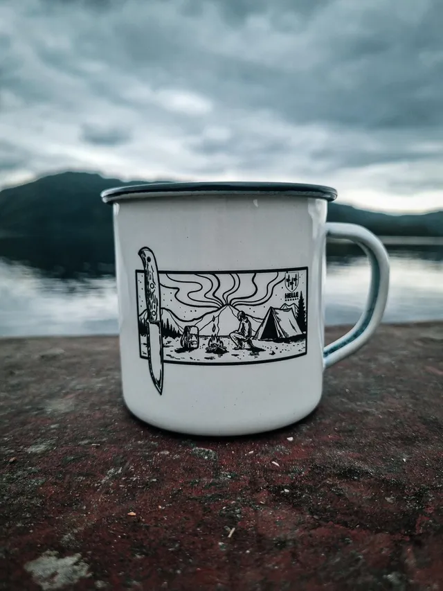 helle-nordlys-emaillebecher-0-4-l-camping-outdoor image 1
