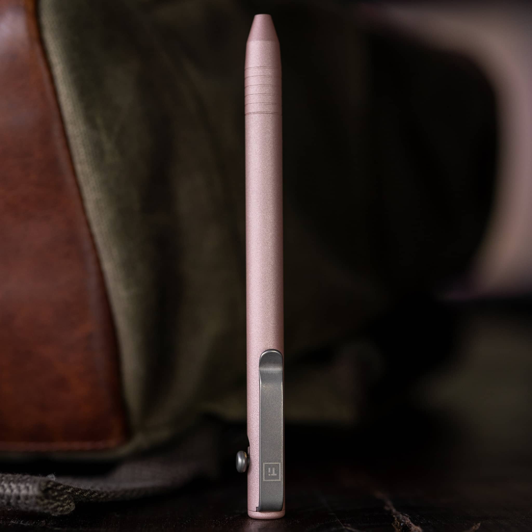 bigidesign-pens-slim-bolt-action-pen-rose-gold-cerakote image 4