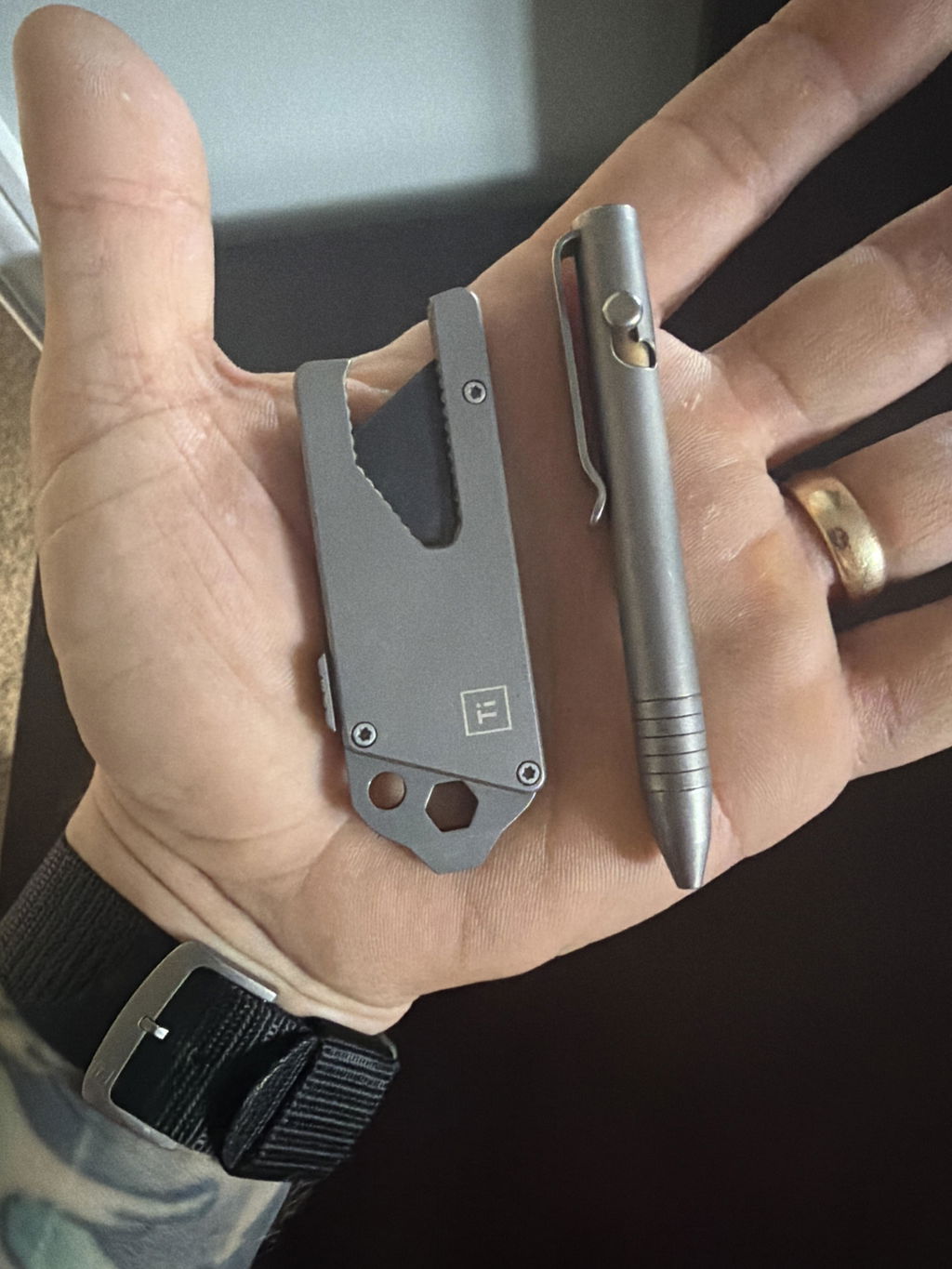 Clip hält
