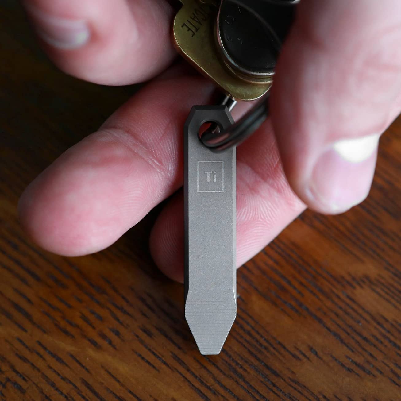 bigidesign-tools-mini-titanium-pry-bar-brecheisen-titan image 3