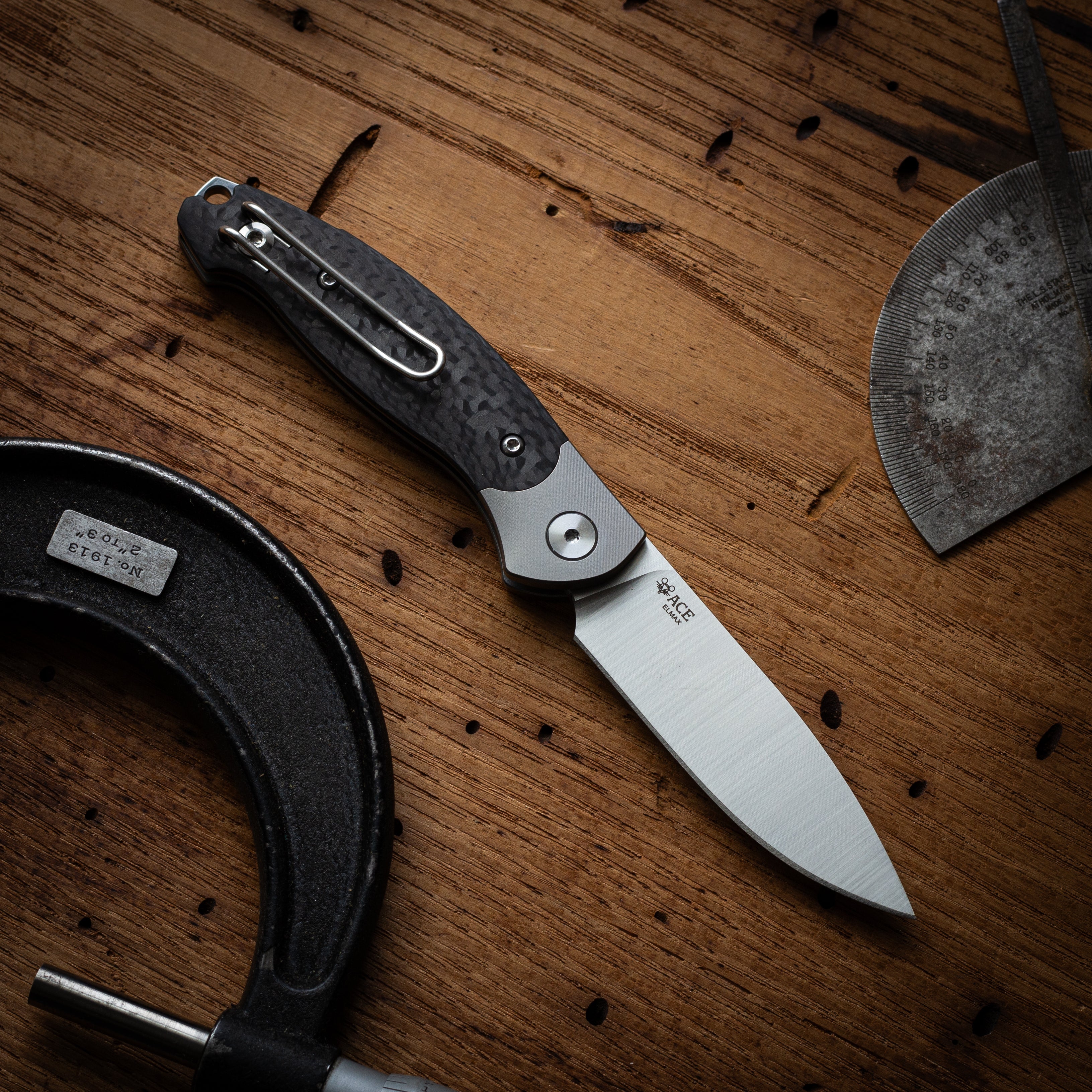 giantmouse-ace-farley-taschenmesser-carbon-fiber-elmax image 4