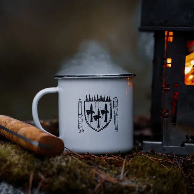 helle-temagami-emailletasse-0-4-l-mit-emblem image 1