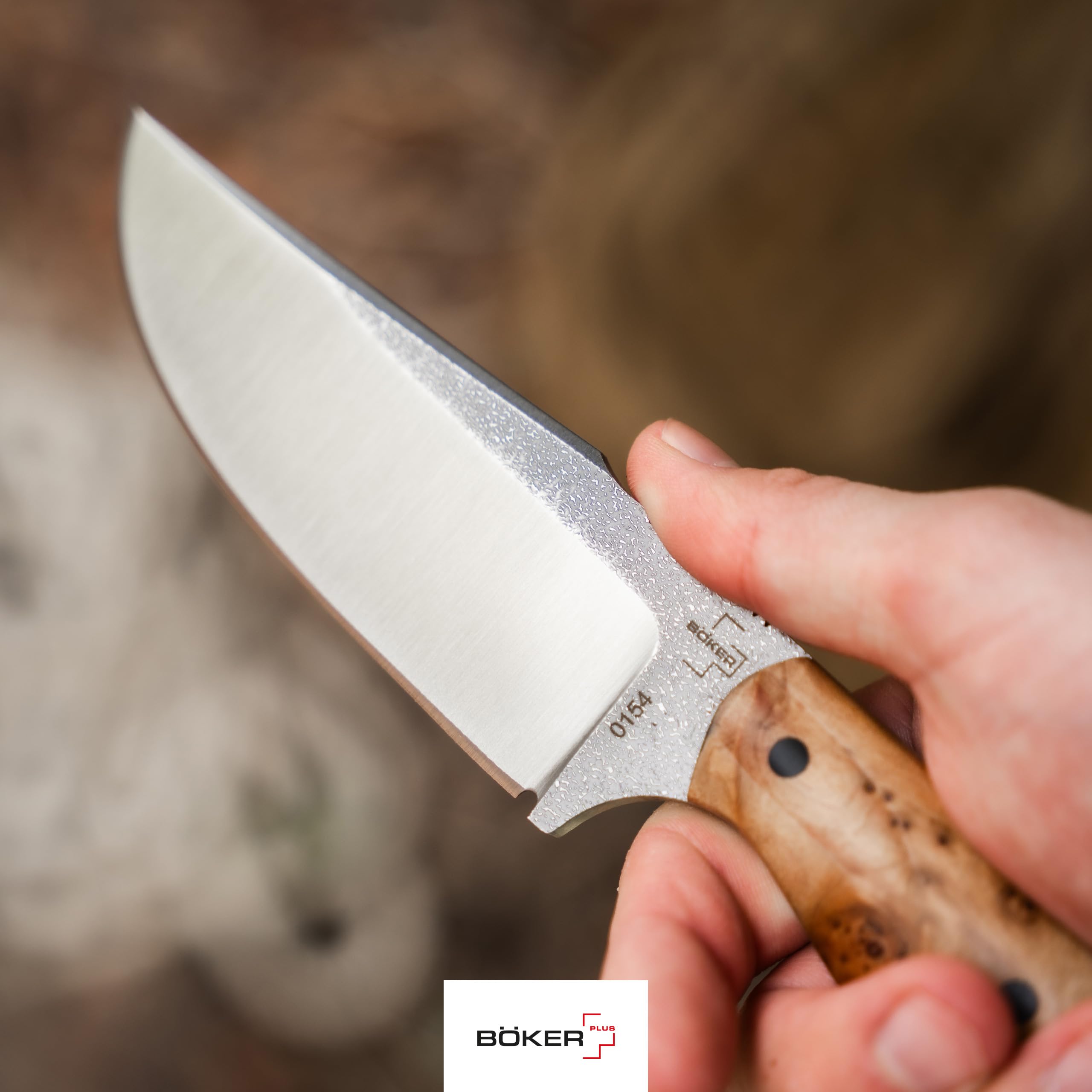b-ker-plus-overnighter-bushcraftmesser-d2-holzgriff-lederscheide image 7