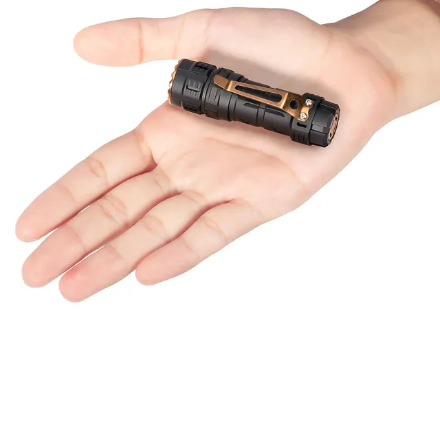 acebeam-tk17-edc-taschenlampe-1400-lumen-cri-219c image 1