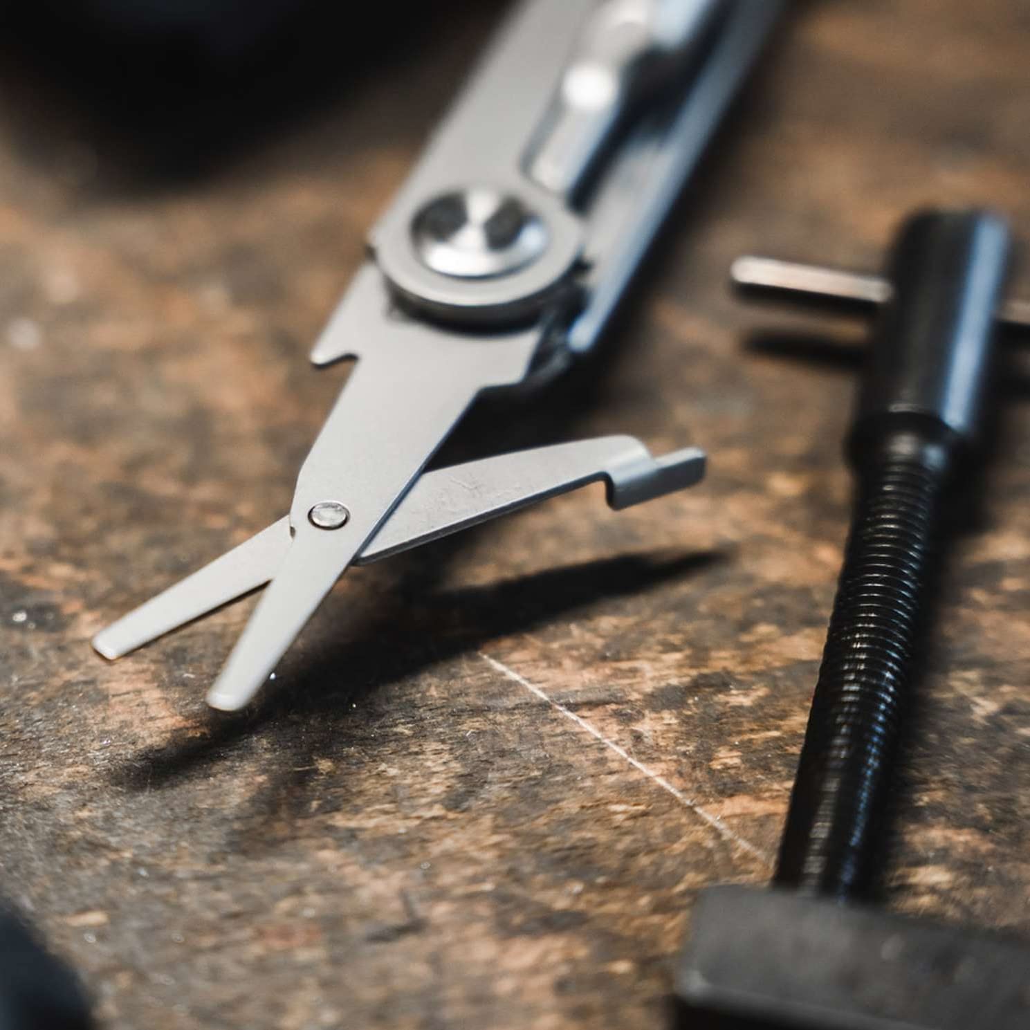 b-ker-plus-specialist-half-tool-multitool-edelstahl-mit-schere image 8