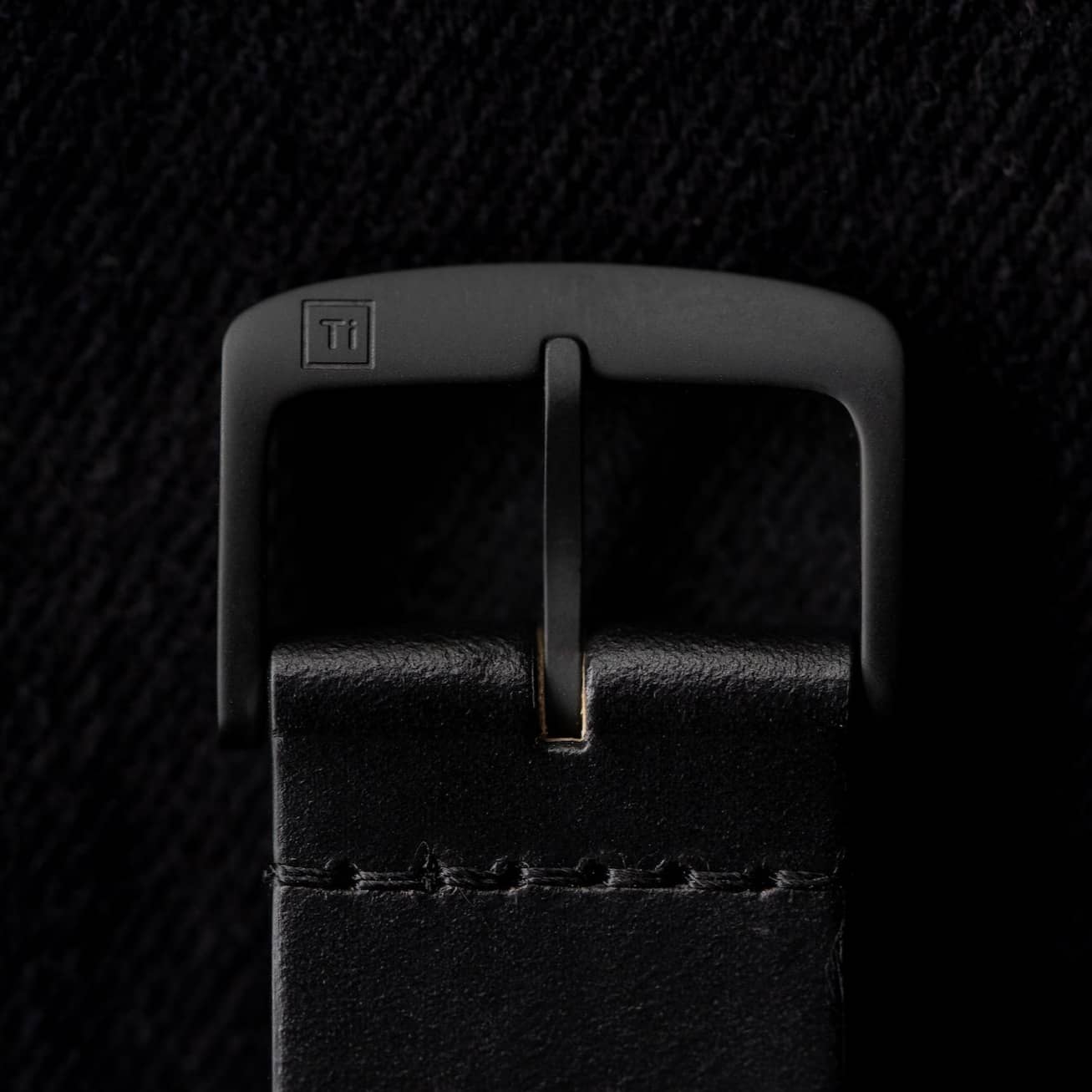 bigidesign-ti-field-watch-solaruhr-schwarz-titan image 8