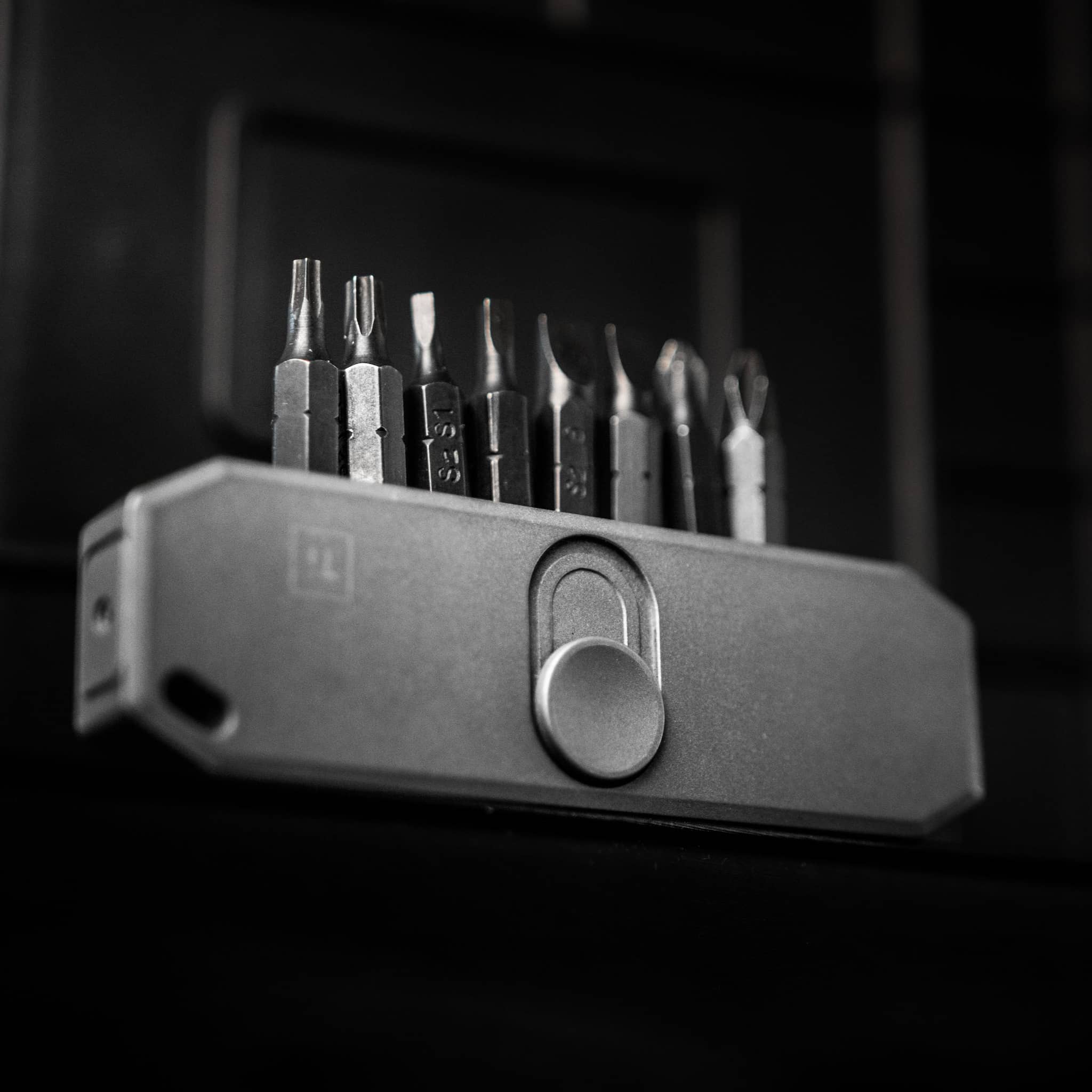 bigidesign-bit-bar-ii-bithalter-schraubendreher-titan image 6