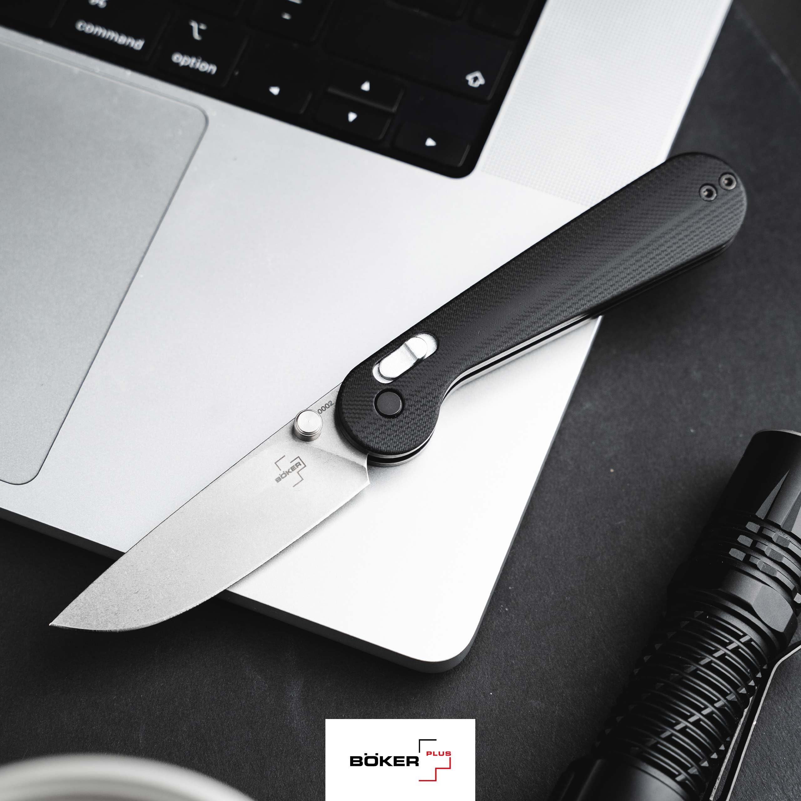 b-ker-plus-hebdo-taschenmesser-nitro-v-crossbar-lock image 3