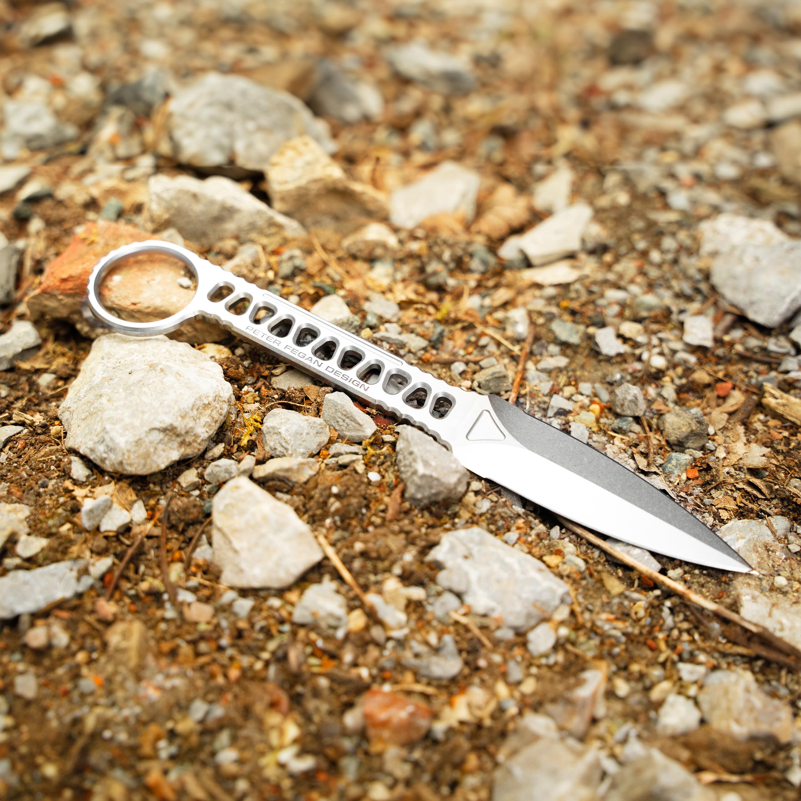 b-ker-plus-voodoo-feststehendes-messer-440c-kydex-silber-20-1-cm image 6