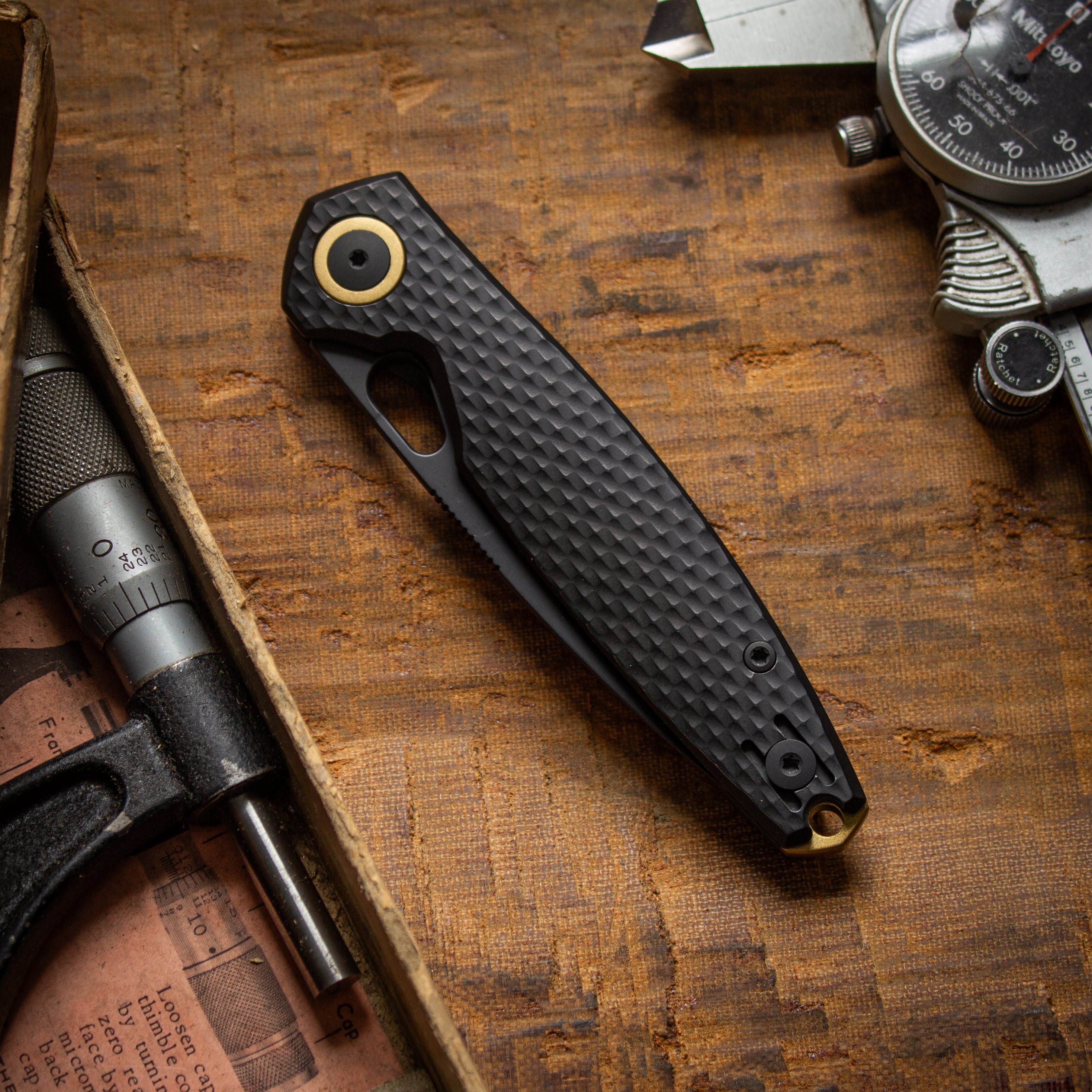 giantmouse-ace-reo-klappmesser-black-brass-titan image 4
