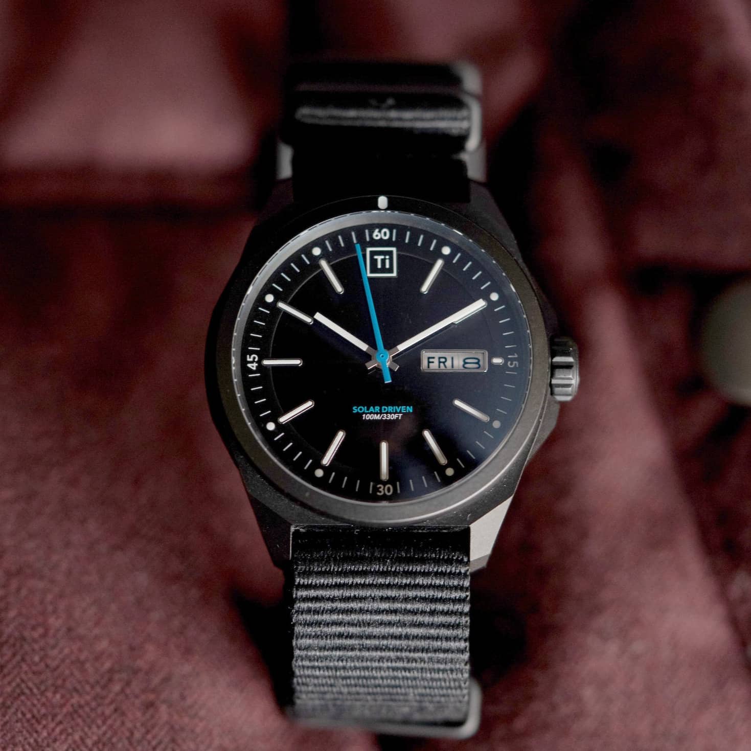 bigidesign-ti-field-watch-solaruhr-schwarz-titan image 5