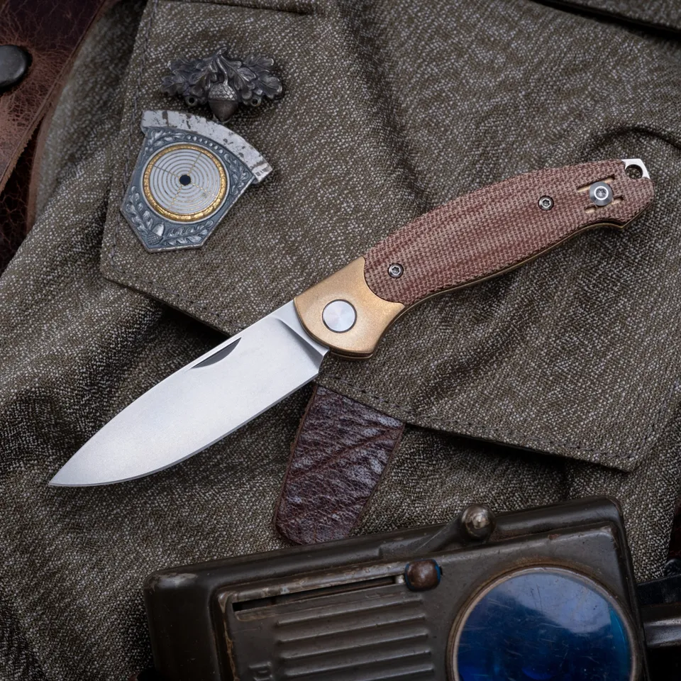 giantmouse-ace-farley-klappmesser-natural-canvas-elmax image 1