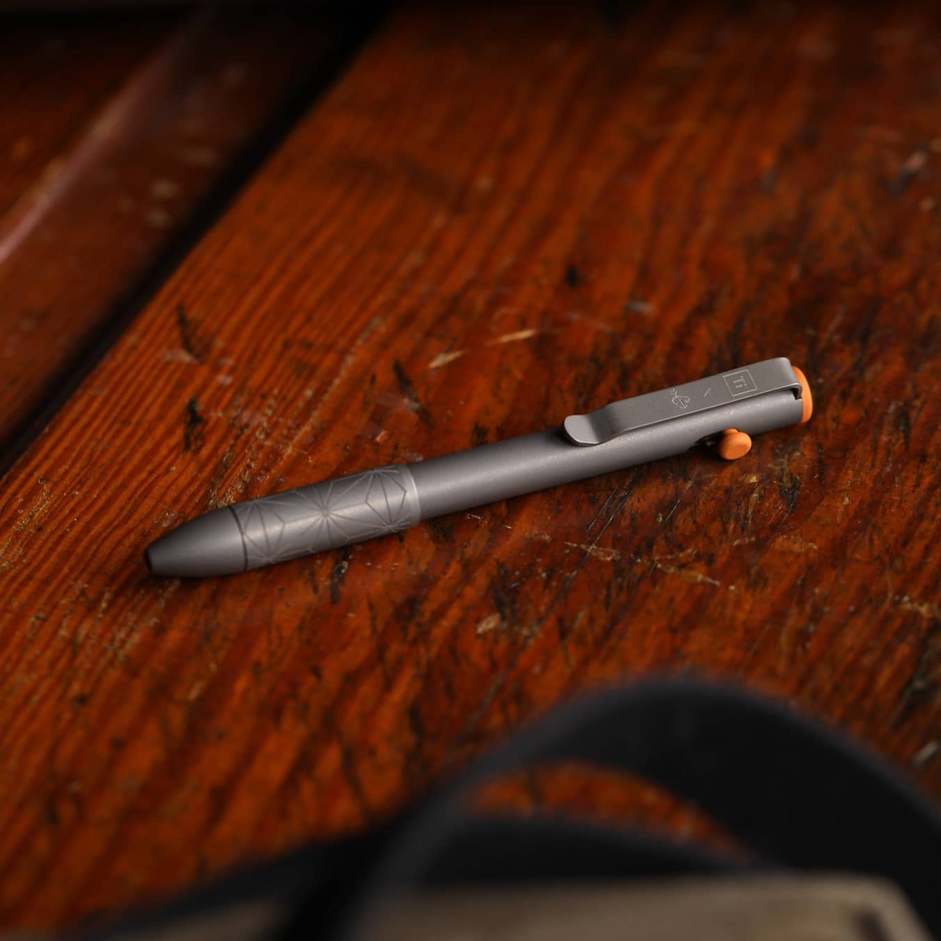 bigidesign-bolt-action-pen-carryology-limitiert image 6