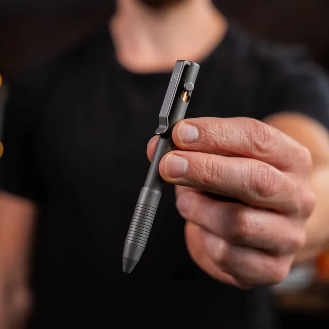 bigidesign-pens-usa-bolt-action-pen-titan-kugelschreiber image 1