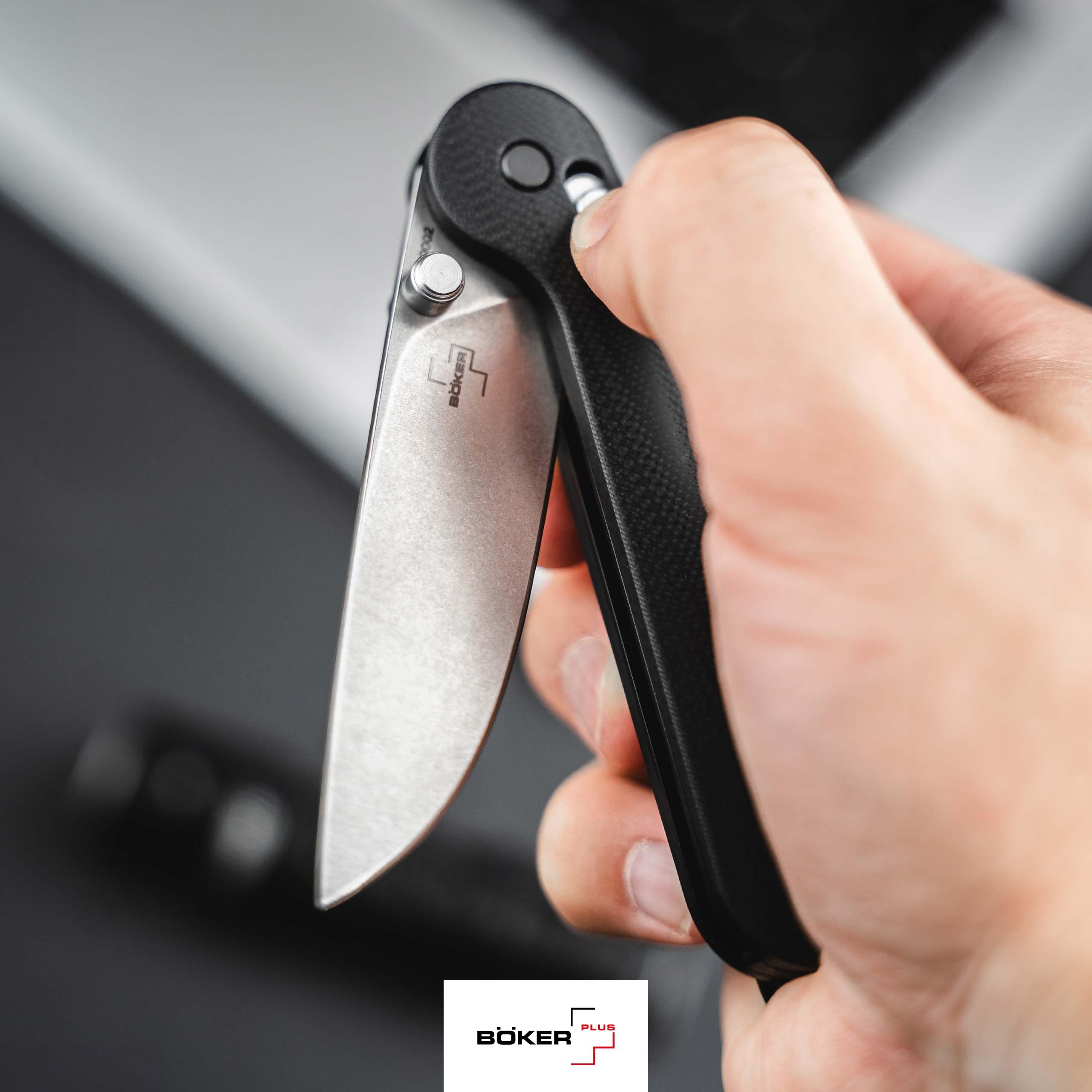b-ker-plus-hebdo-taschenmesser-nitro-v-crossbar-lock image 5