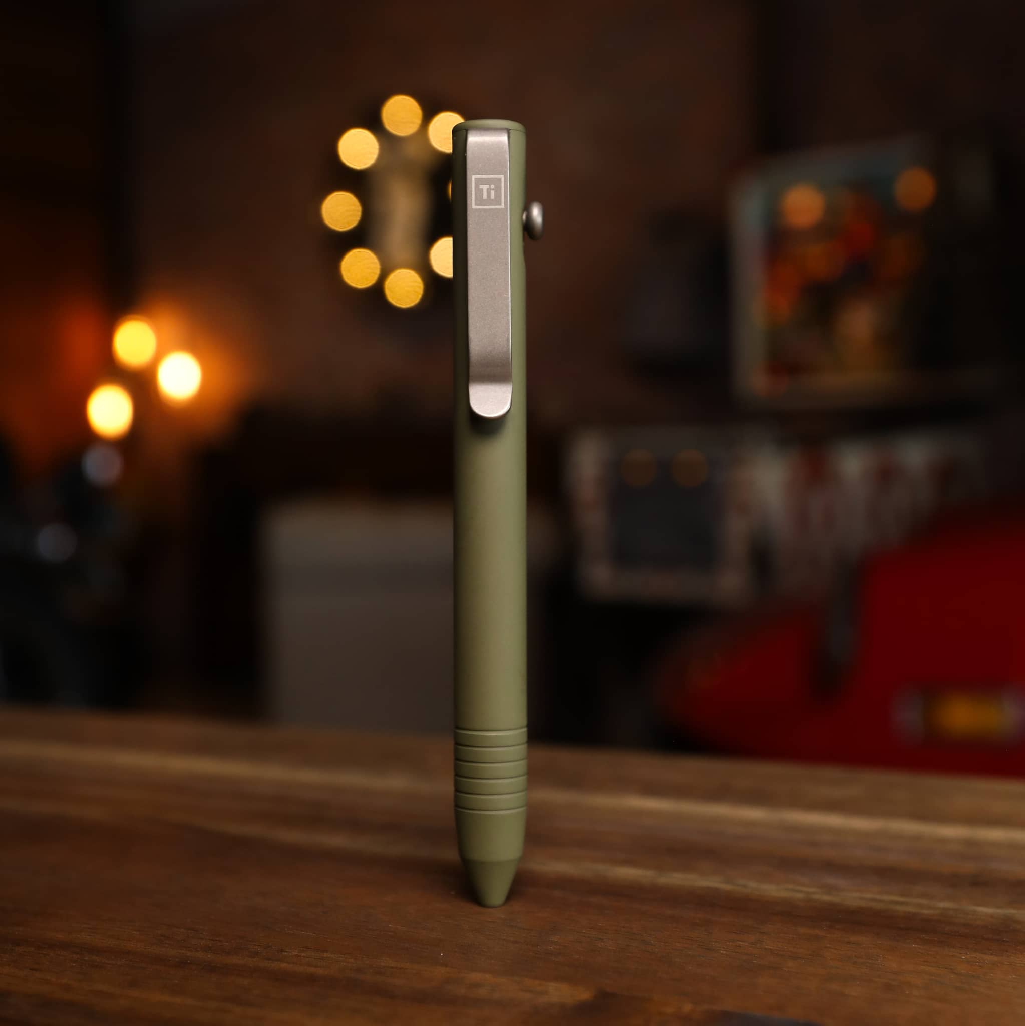 bigidesign-bolt-action-edc-pen-cerakote-gr-n-limited image 4