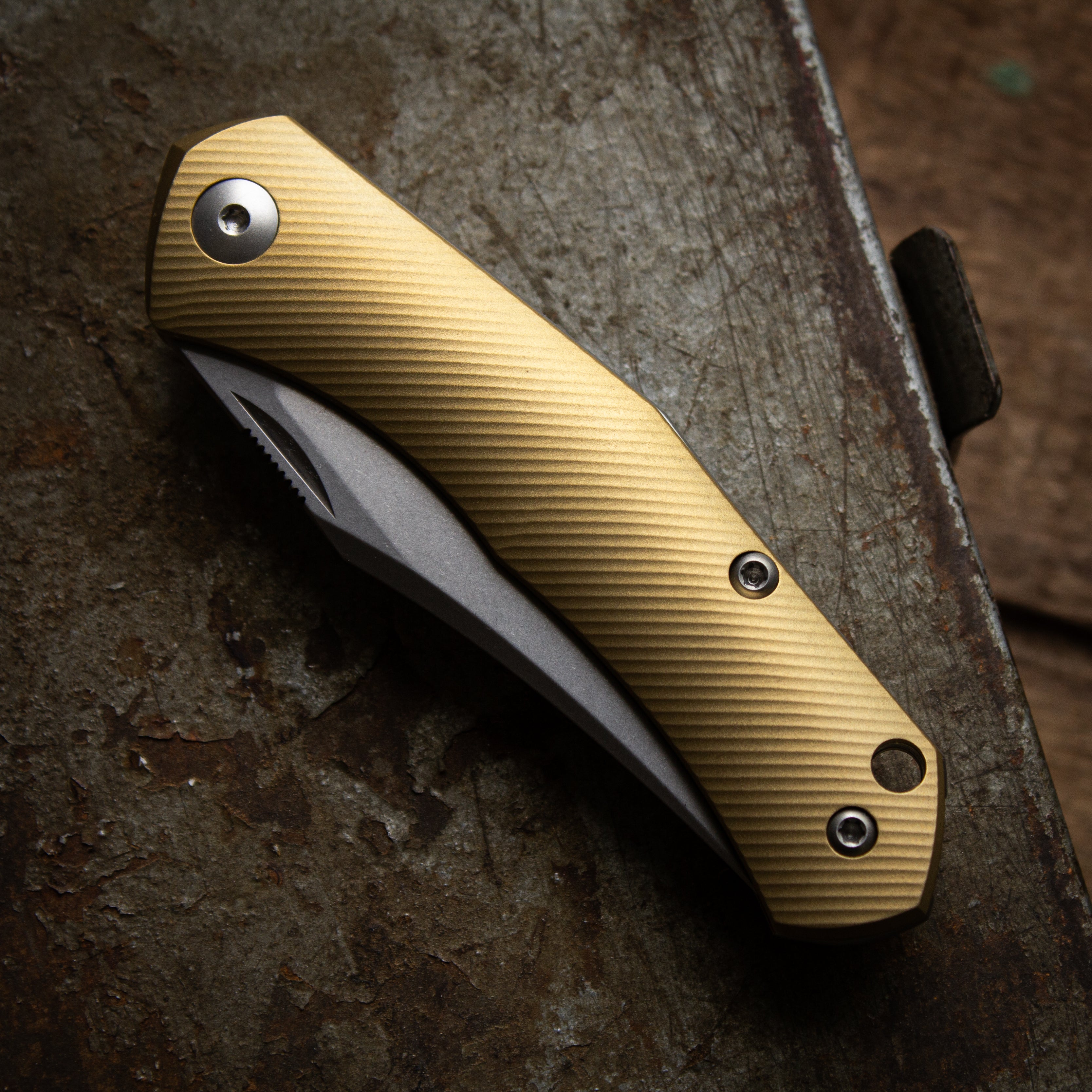 giantmouse-ace-jutland-slipjoint-taschenmesser-messing-s90v image 4