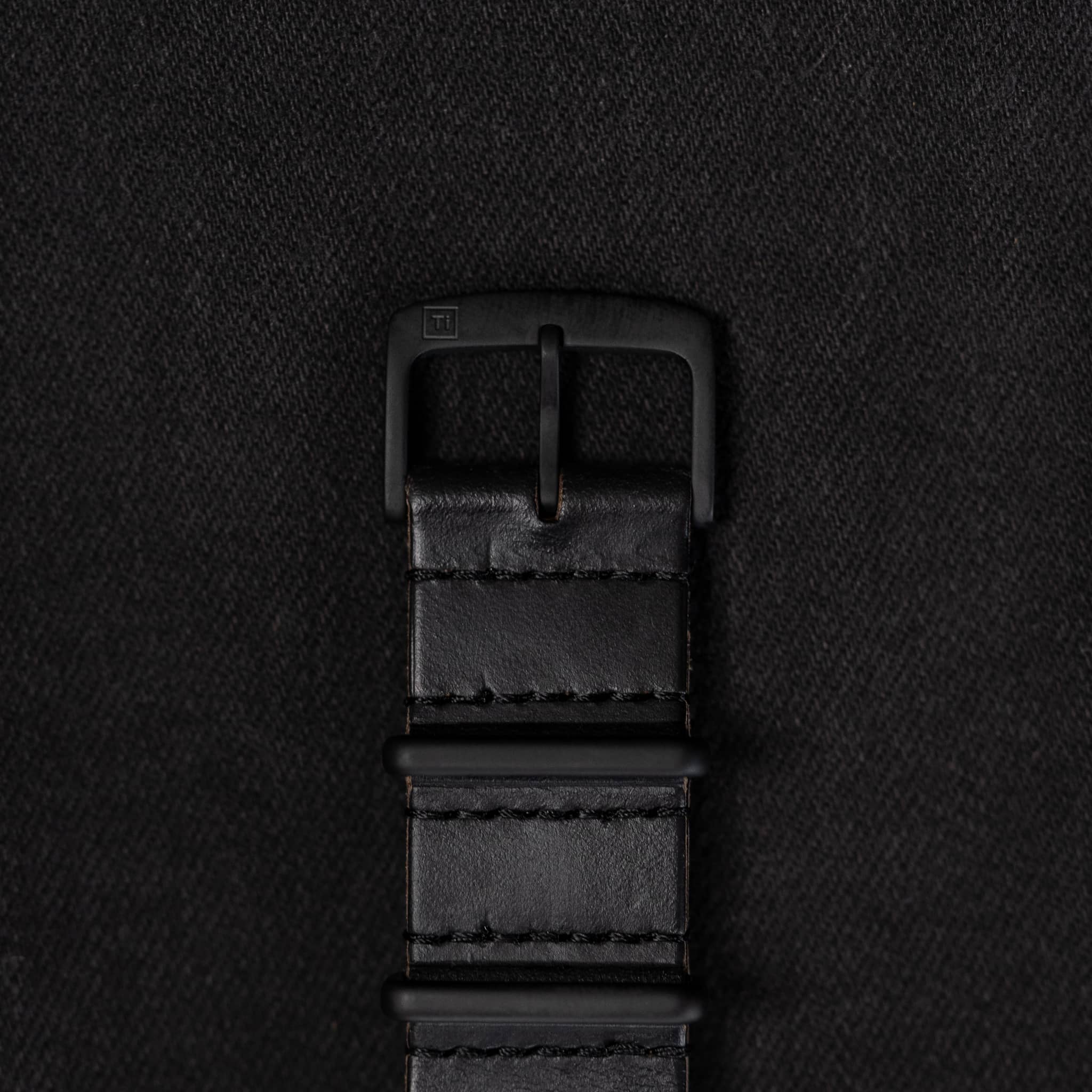 bigidesign-watch-strap-uhrenarmband-20-mm-black-nylon image 5