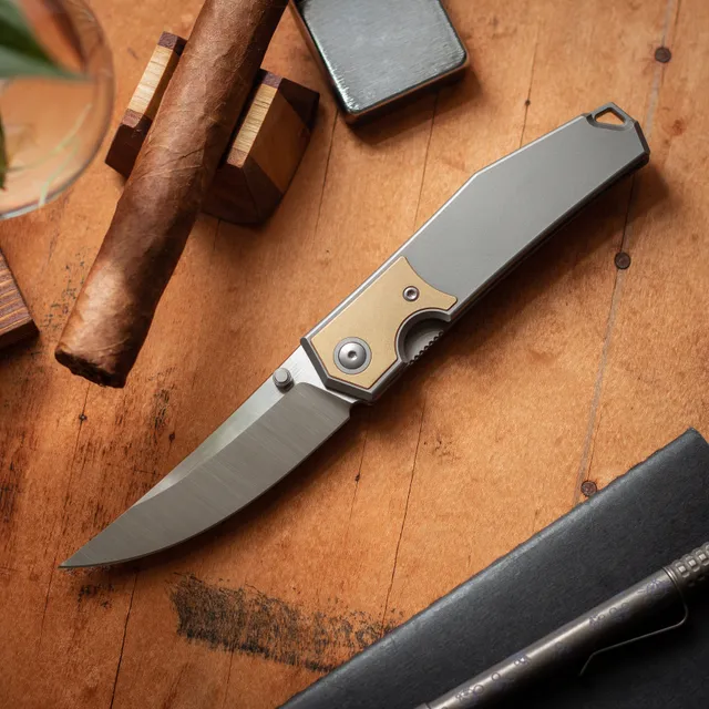giantmouse-gm-gmx-klappmesser-titan-messing-s90v image 1