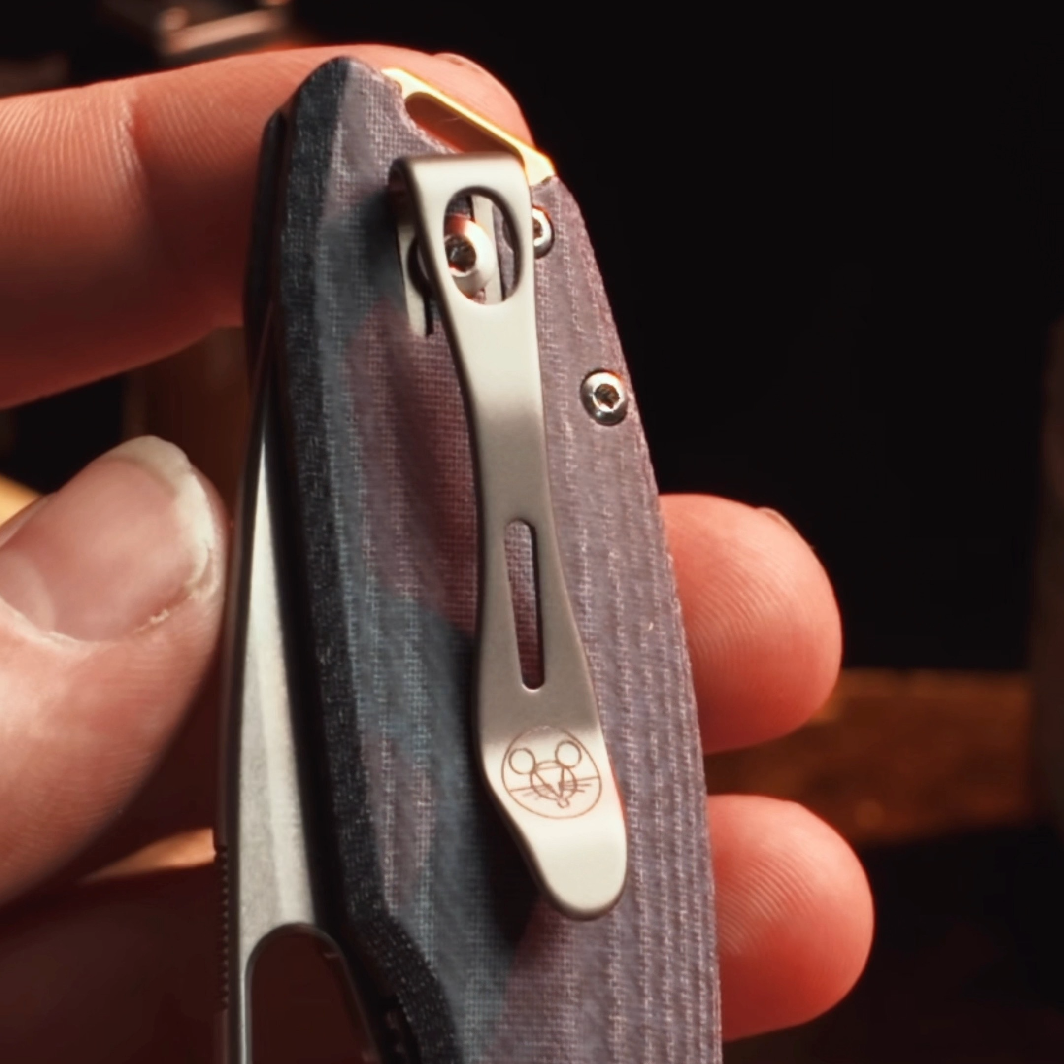 giantmouse-deep-carry-clip-messerclip-titan-stonewash image 4