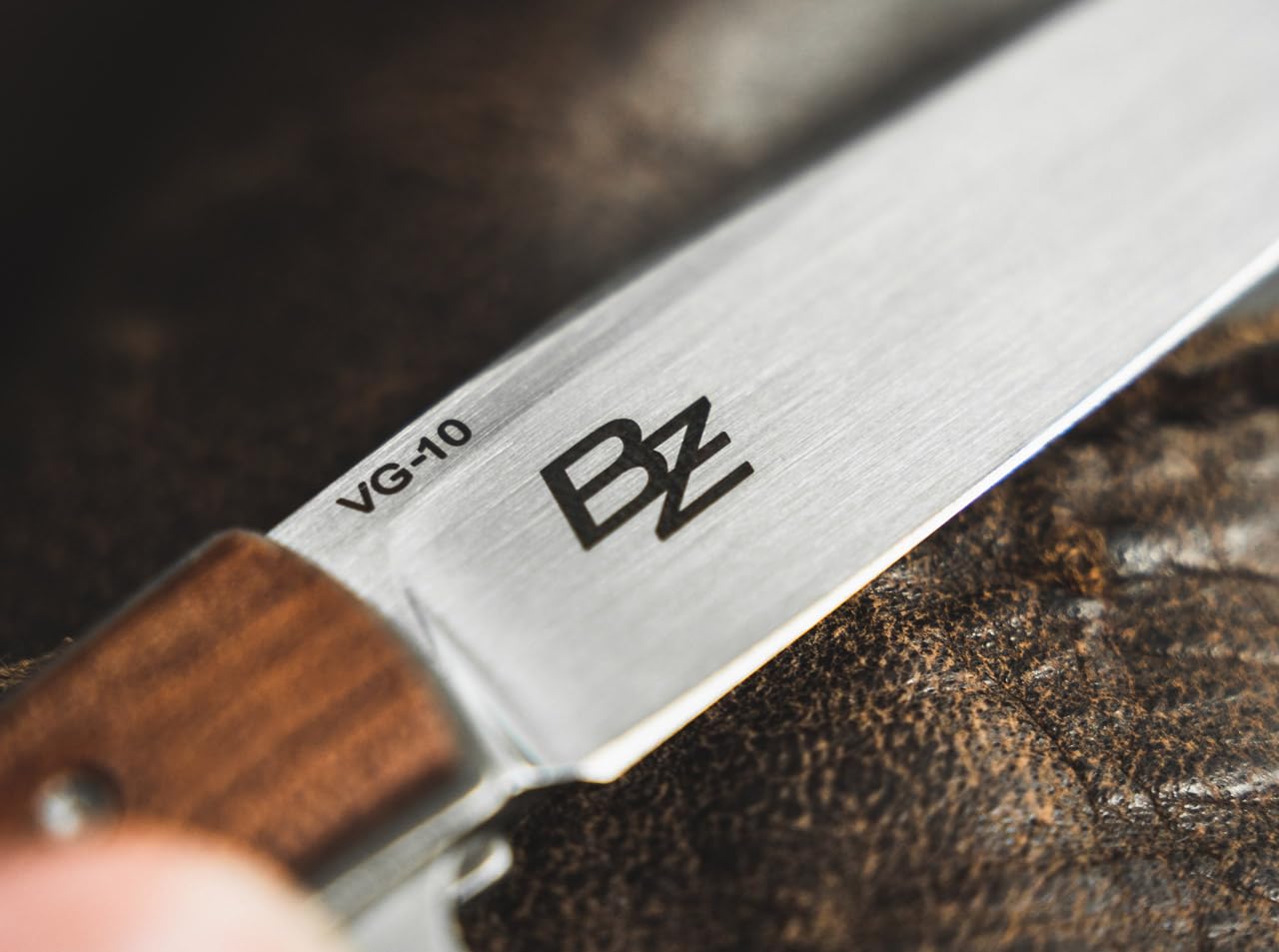 b-ker-plus-urban-trapper-taschenmesser-holz-vg-10 image 7