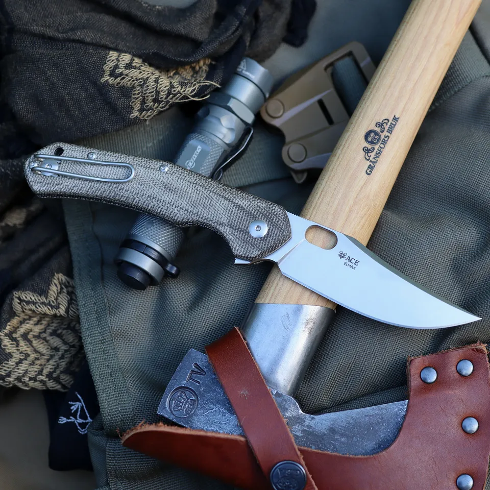 giantmouse-ace-jutland-klappmesser-green-canvas-elmax image 1